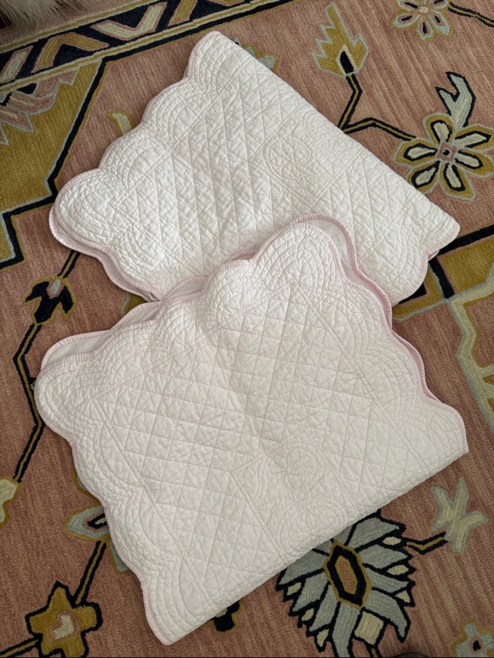 Simply Shabby Pink Quilted  KING Scalloped Edges 2 Shams